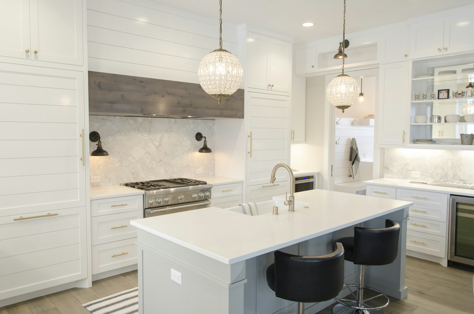 Showroom di arredamento in Brera: layout espositivo e identità visiva